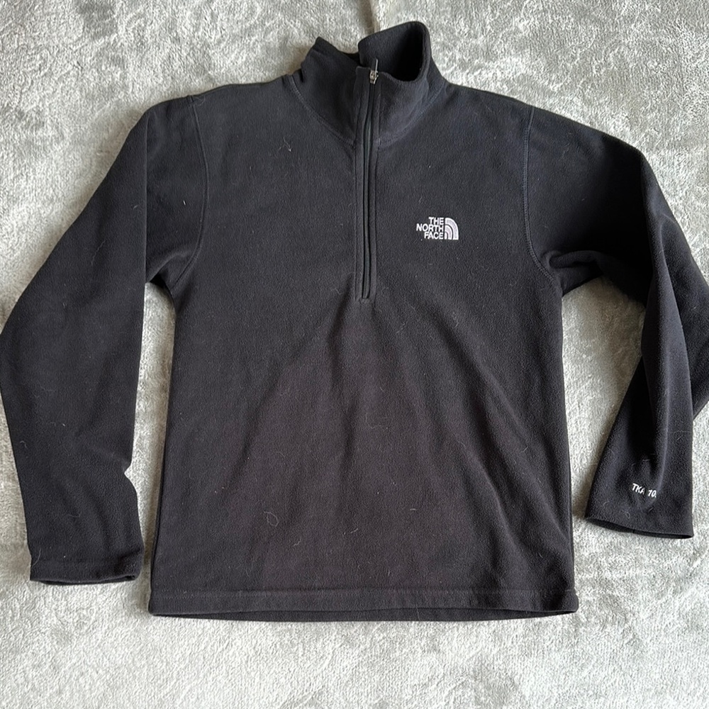 The North Face Black Quarter-Zip Pullover